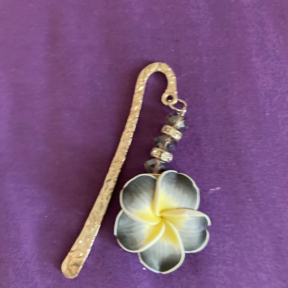 Silver bookmark - Picture 2 of 3